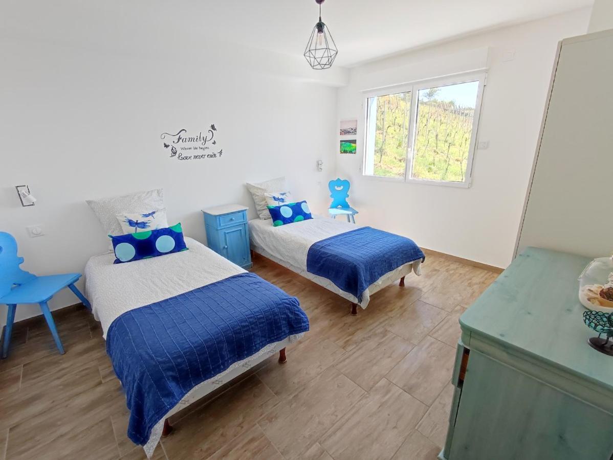 Janea Big Blue House Apartment Reichsfeld Exterior foto